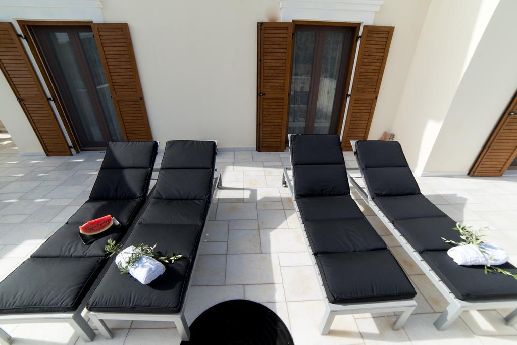 Mélanes Villa Elia מראה חיצוני תמונה